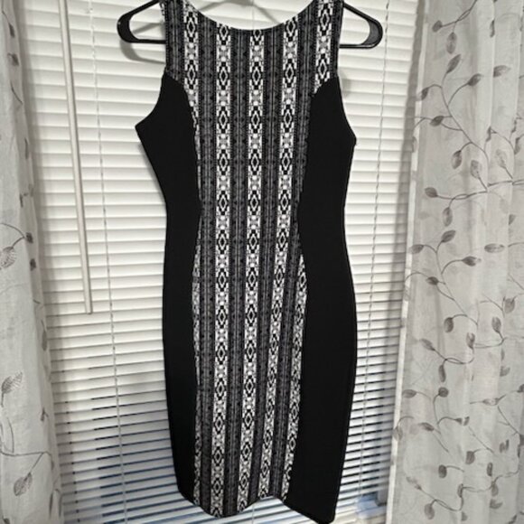Myth Dress, Size Medium - Picture 2 of 3